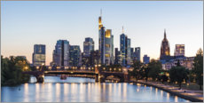 Poster Skyline von Frankfurt am Main am Abend