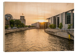 Holzbild  Sonnenuntergang am Reichstag in Berlin - Martin Wasilewski